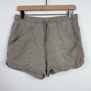 C&C California Shorts Womens M Green Linen Blend Coastal‎ Boho Vacation Relaxed